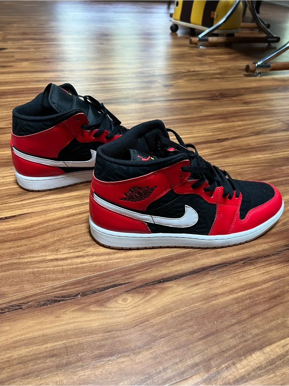 Jordan bold red